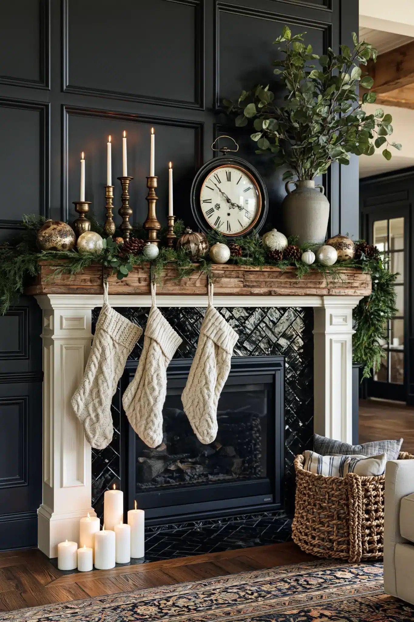 christmas mantle decor