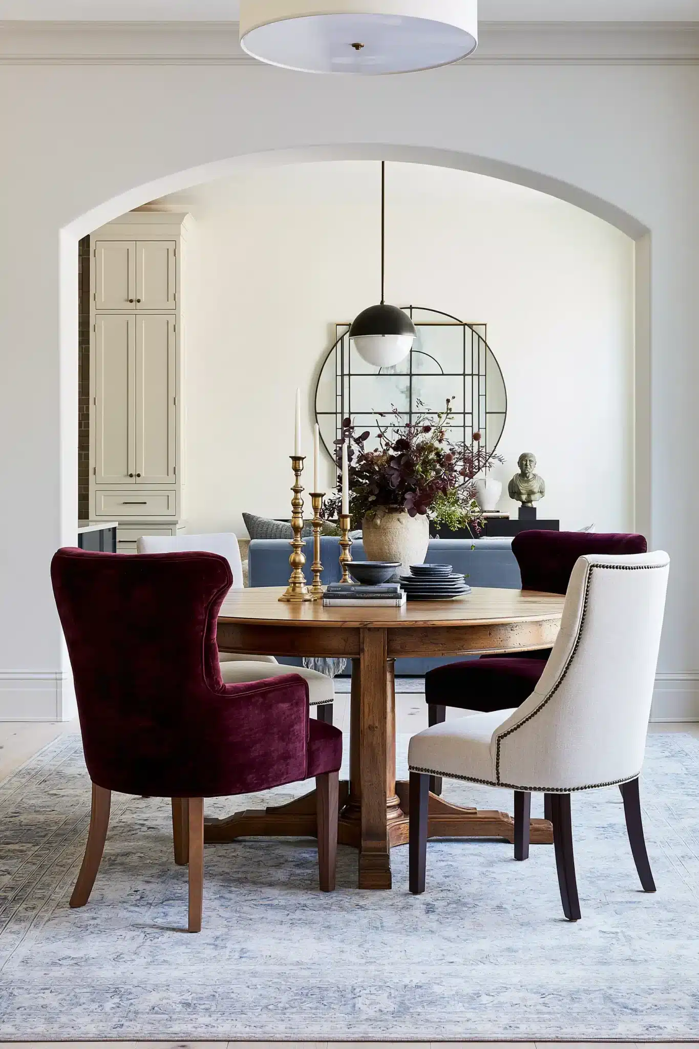 round table dining room